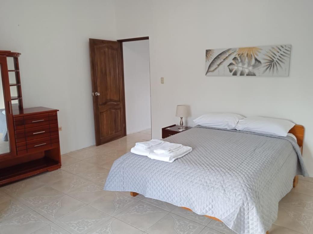 Apartahotel Casa Soleil Puerto Villamil Δωμάτιο φωτογραφία